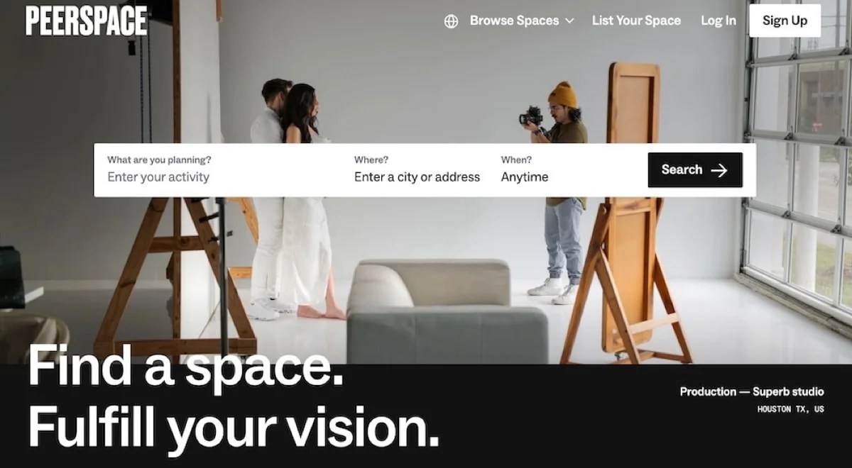 Peerspace homepage with a search bar